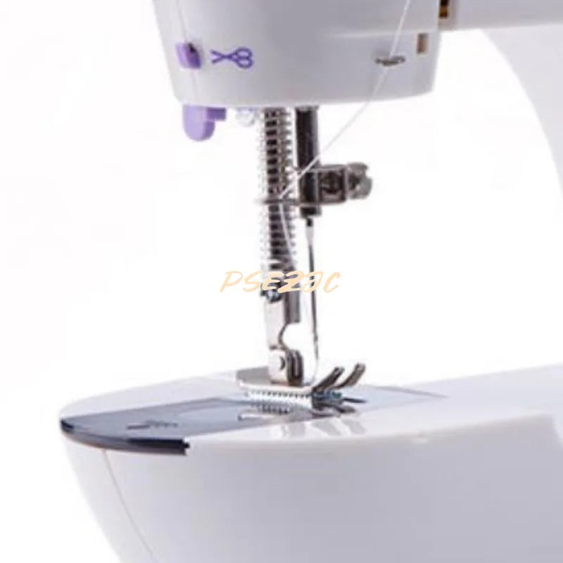 Household Electric Sewing Machine Portable Desktop Electric Mini Light Sewing Machine